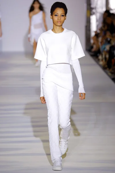 Look 22